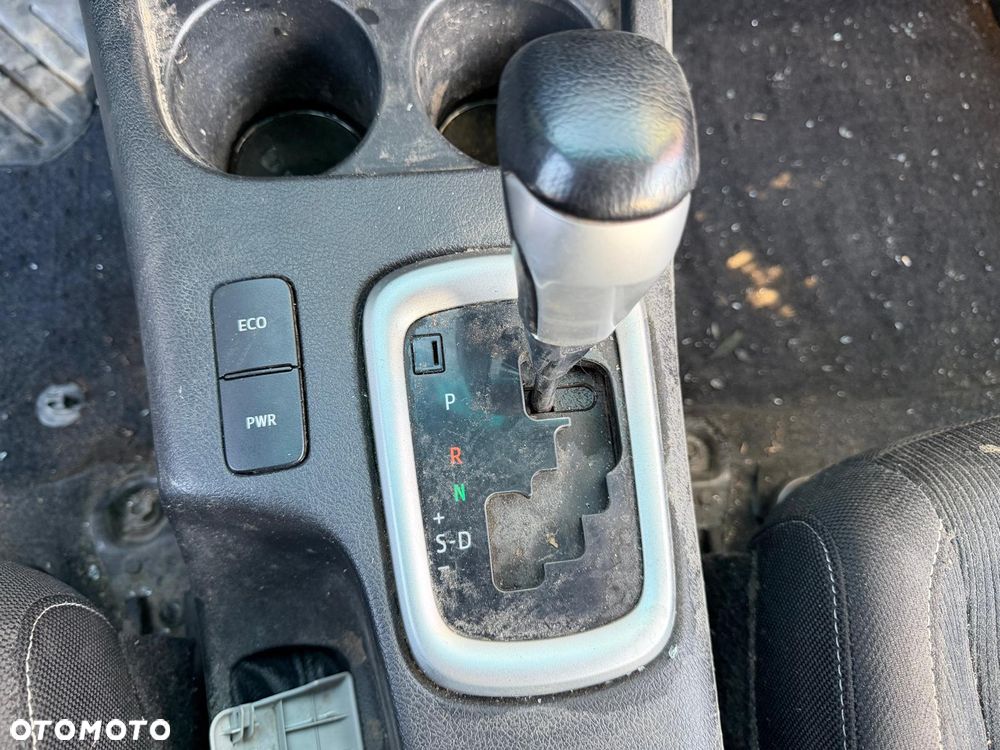 Toyota Hilux 4x4 Extra Cab Autm Executive - 13