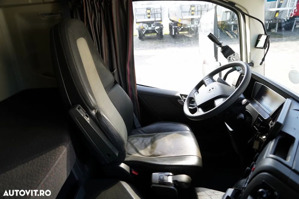 Volvo FMX 550 / 6x4 / BASCULATOR / BASCULANTĂ / HARDOX / HAYON HIDRAULIC / EURO 6 / - 29