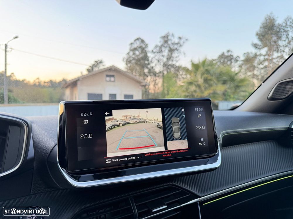 Peugeot 2008 1.2 PureTech GT Line - 12