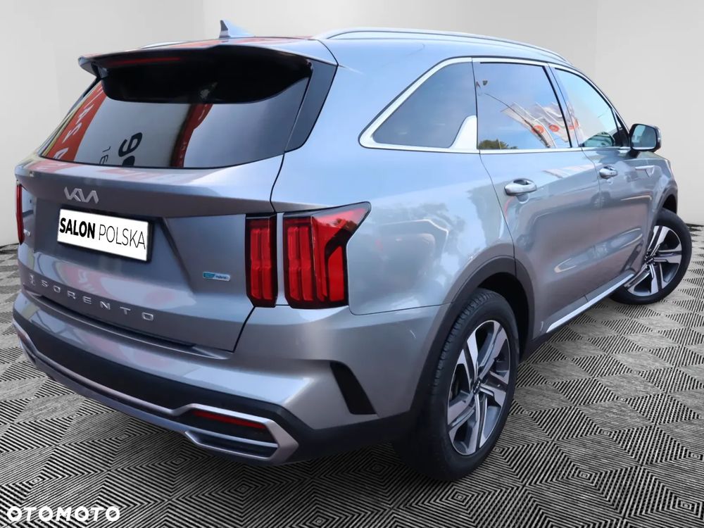 Kia Sorento - 4