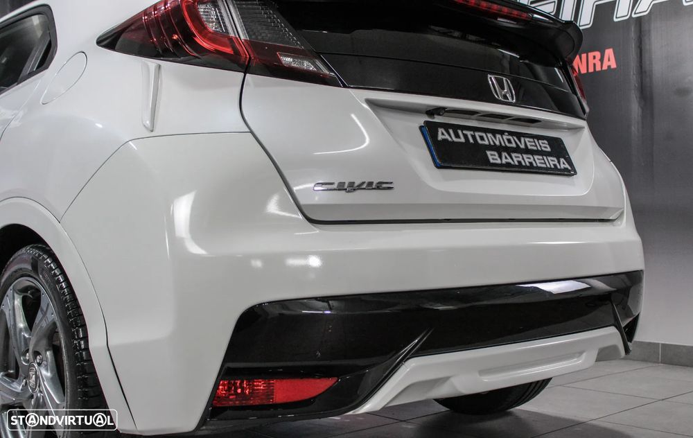 Honda Civic 1.4 i-VTEC Elegance - 32