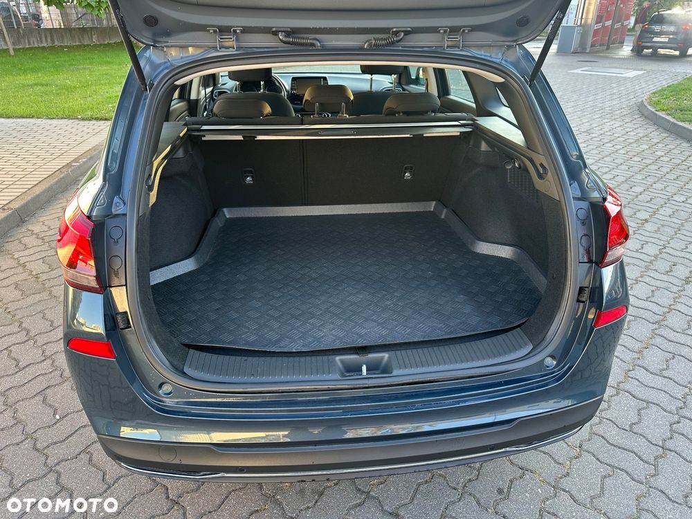 Hyundai i30 1.5 T-GDI 48V Modern - 8