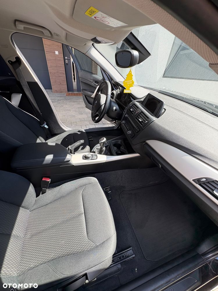 BMW Seria 1 116d DPF - 14