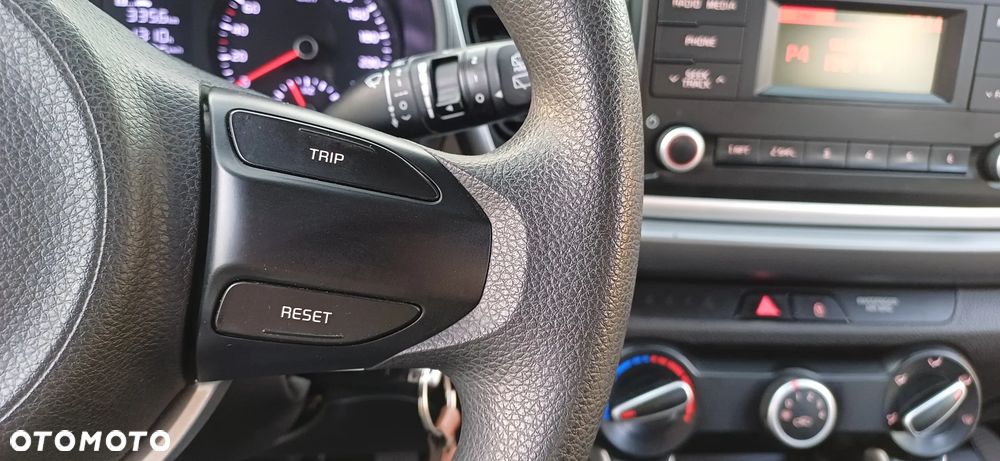 Kia Rio 1.2 M - 19