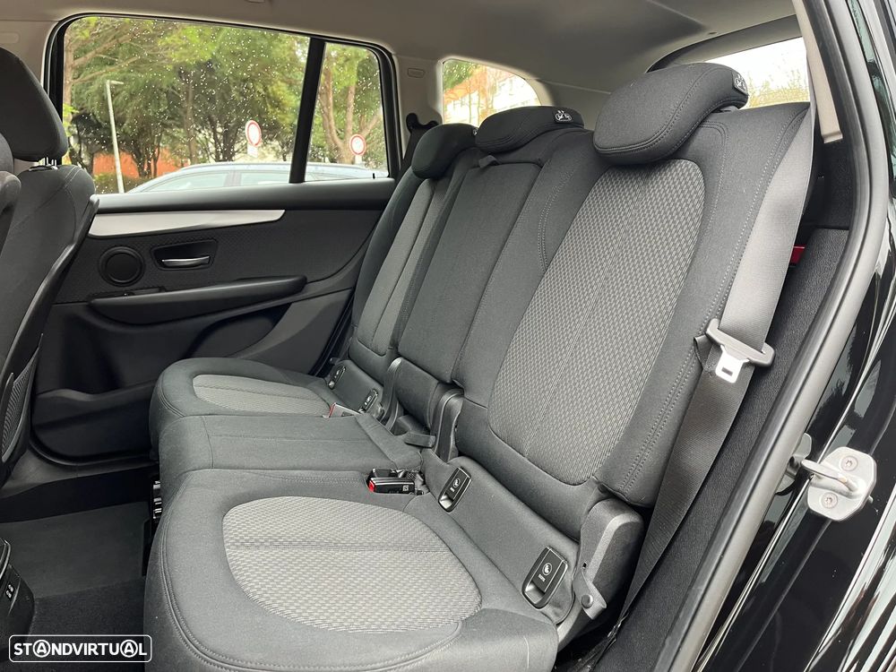 BMW 216 Gran Tourer d - 6