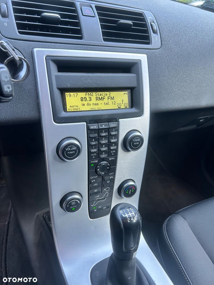 Volvo V50 D2 - 15