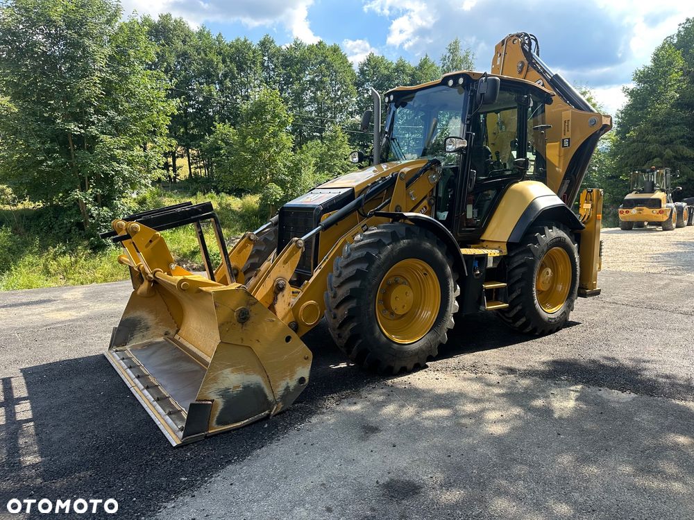 Caterpillar 444 - 1