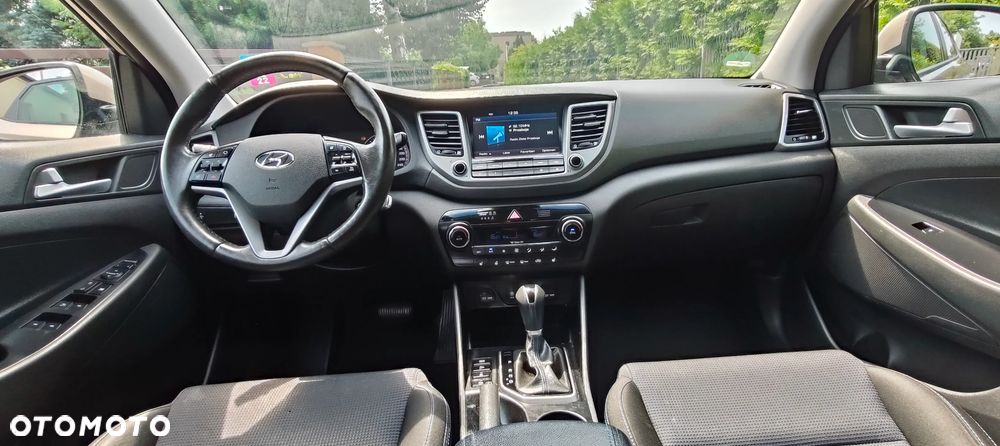 Hyundai Tucson blue 1.7 CRDi 2WD DCT Passion Plus - 26