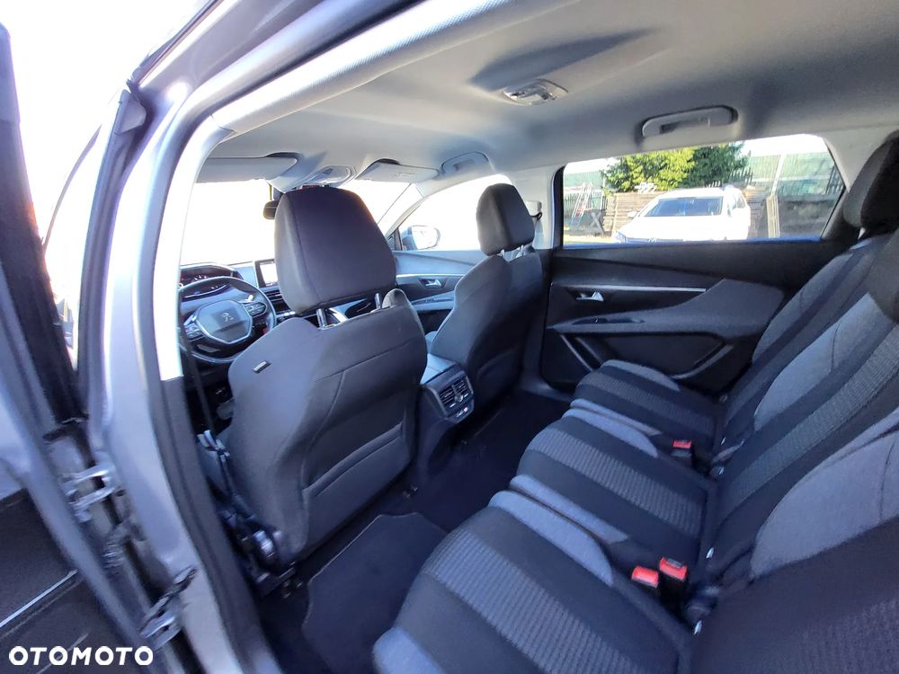 Peugeot 5008 PureTech 130 EAT8 Stop & Start Active - 21