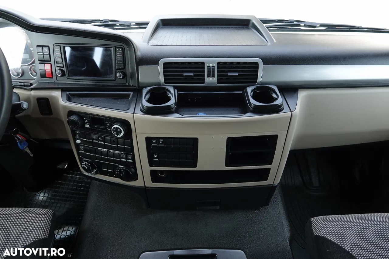 Volvo TGS 18.420 / 4X4 / ȘASIU L 5.6 M / NAVIGAȚIE / ÎNCORPORAT / IMPORTAT - 33