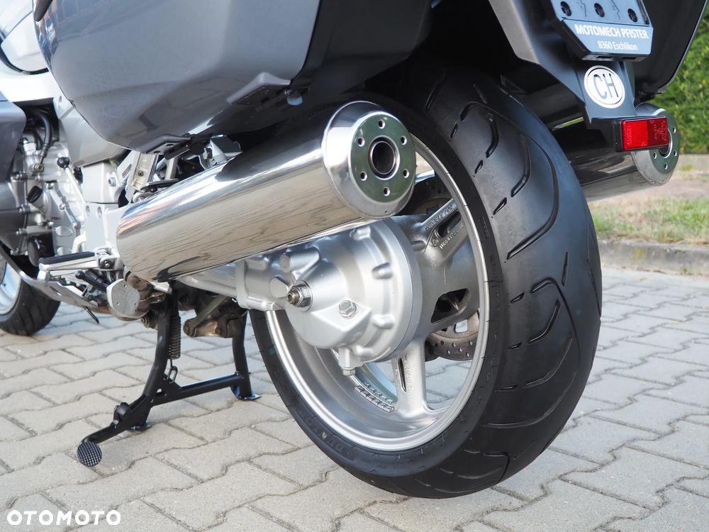Yamaha FJR - 21
