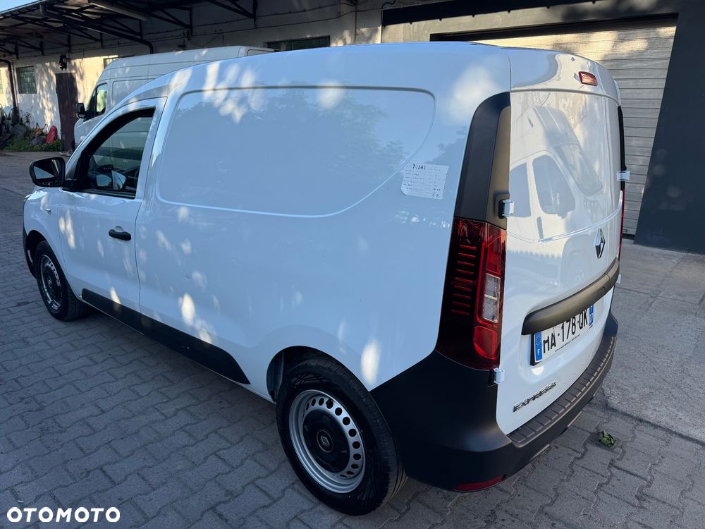 Renault EXPRESS PÓŁ SKÓRY, KLIMATYZACJA, TABLET, TEMPOMAT, 1.5dci - 21