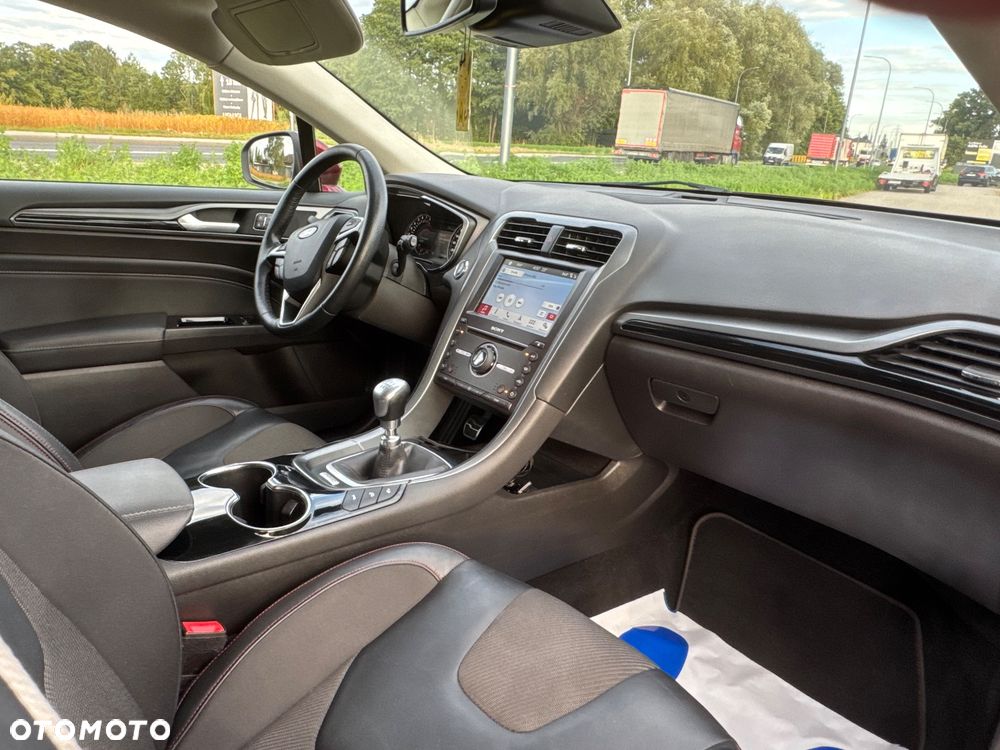 Ford Mondeo 1.5 EcoBoost ST-Line - 8