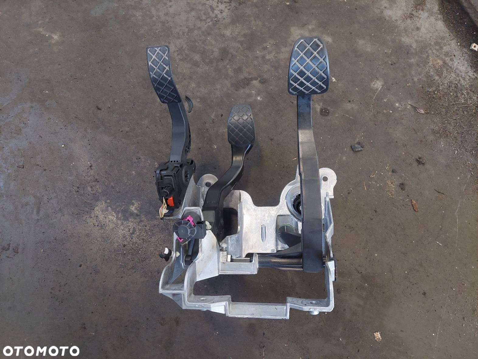 PRZEKŁADKA NA MANUAL SKRZYNIA 6 BIEGÓW SWAP AUDI A4 B8 2.0 TFSI KBZ - 15