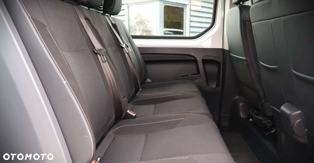 Renault Trafic - 18