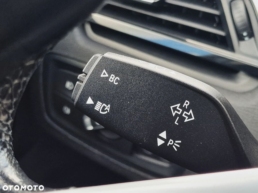 BMW X1 sDrive18d Sport Line sport - 31