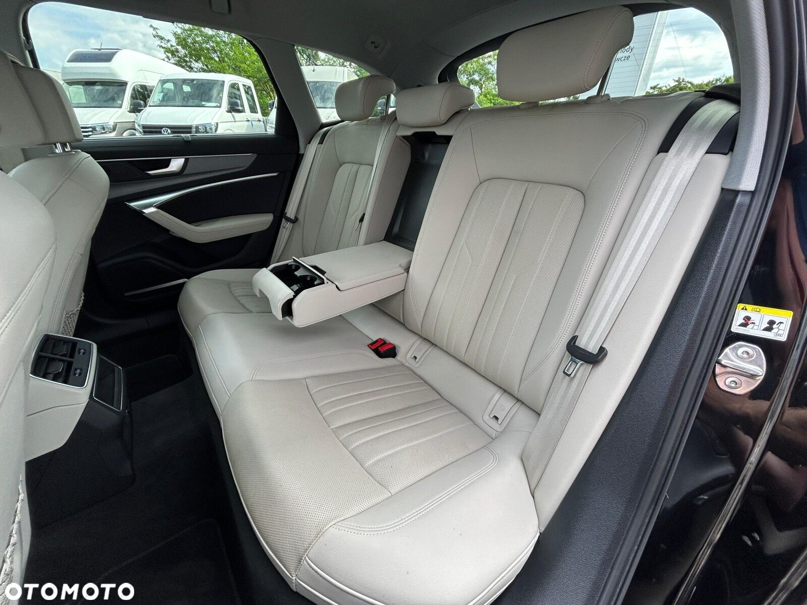 Audi A6 Allroad - 18