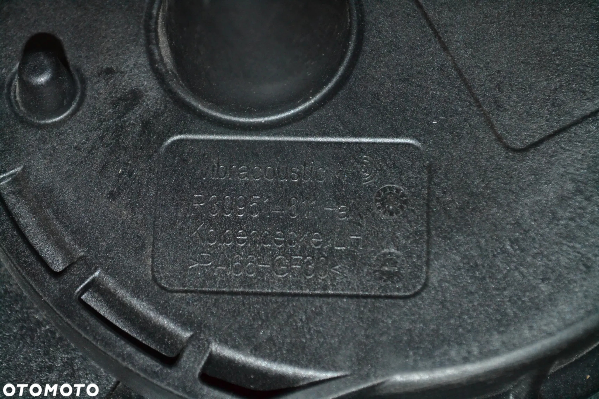 AUDI Q7 Q8 VW TOUAREG PODUSZKA ZAWIESZENIA TYŁ TYLNA LEWA PRAWA MIECH R309514611 4M0616001 R309514612 4M0616002 - 4