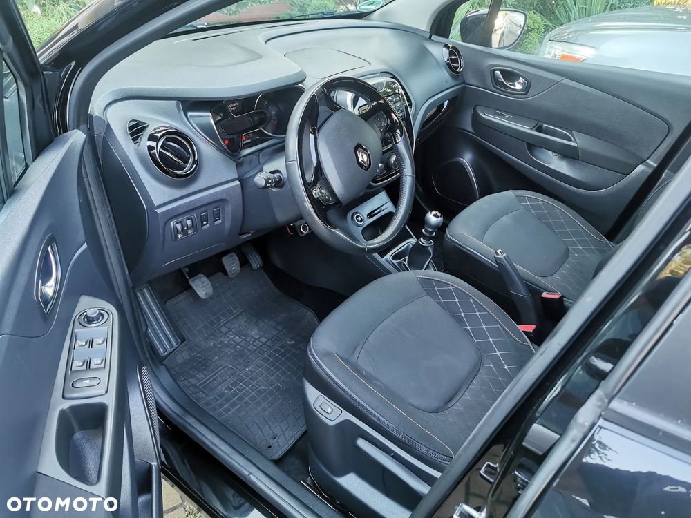 Renault Captur ENERGY TCe 120 Experience - 8