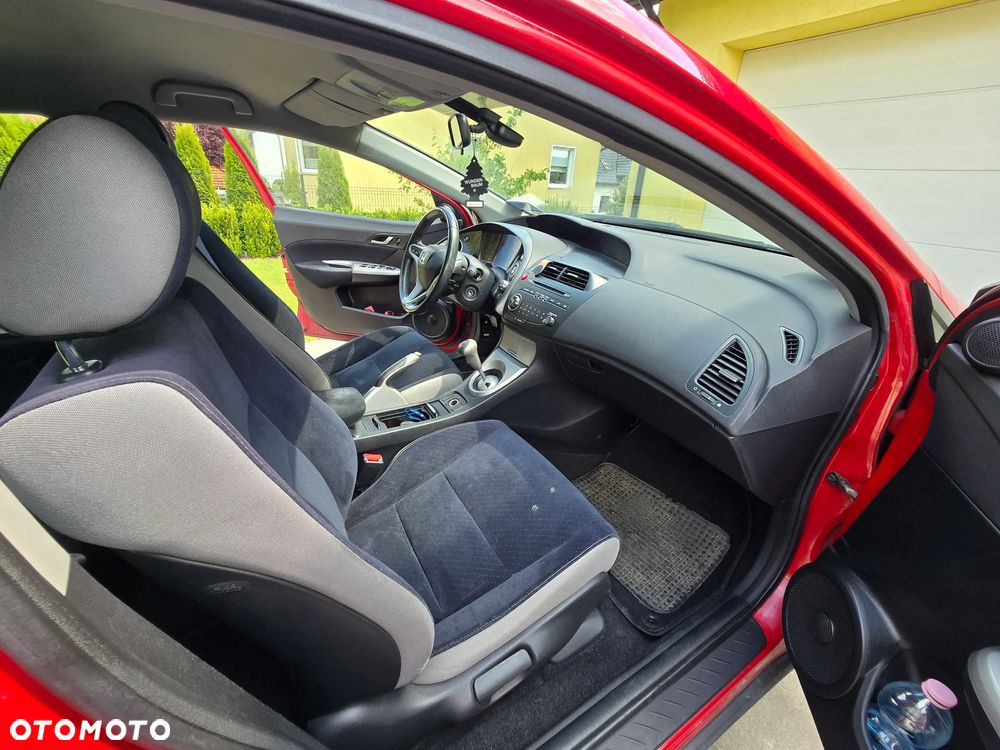 Honda Civic 1.8 Executive - 10
