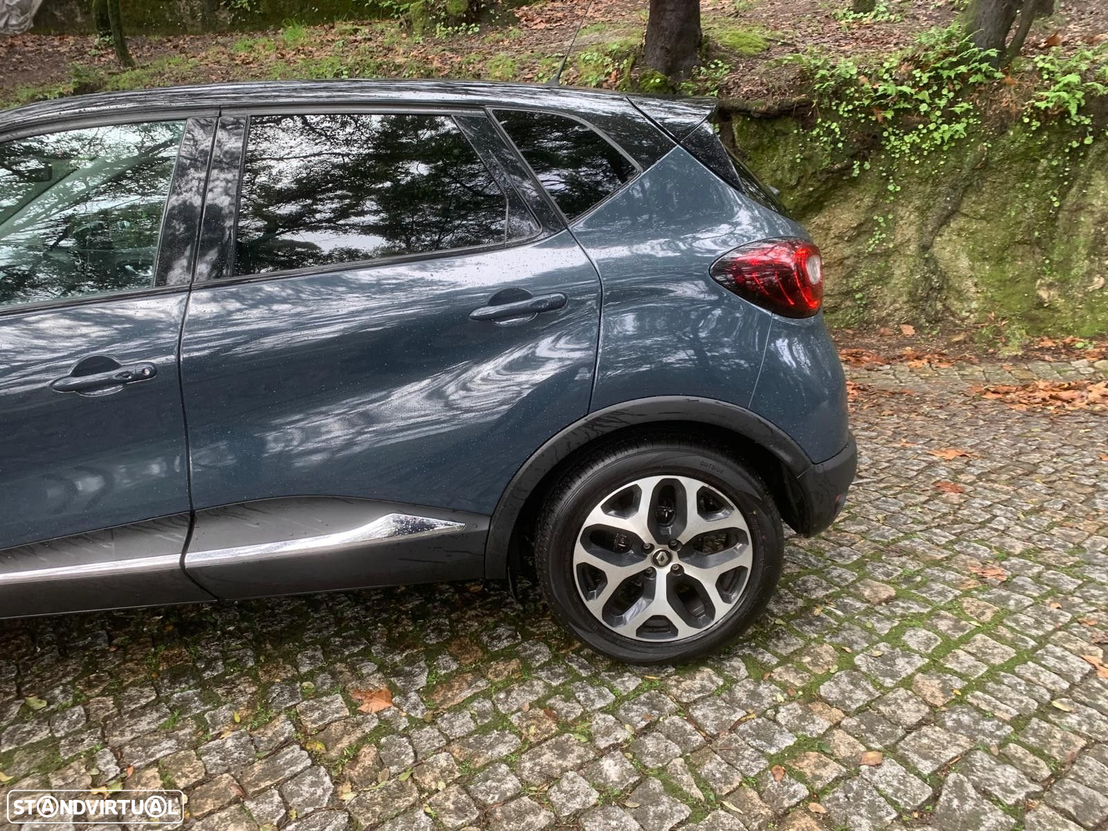 Renault Captur 1.5 dCi Exclusive EDC - 7