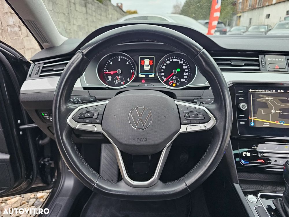 Volkswagen Passat - 38