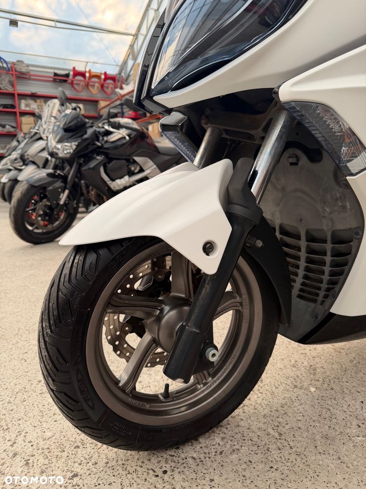 Kymco Dink - 12