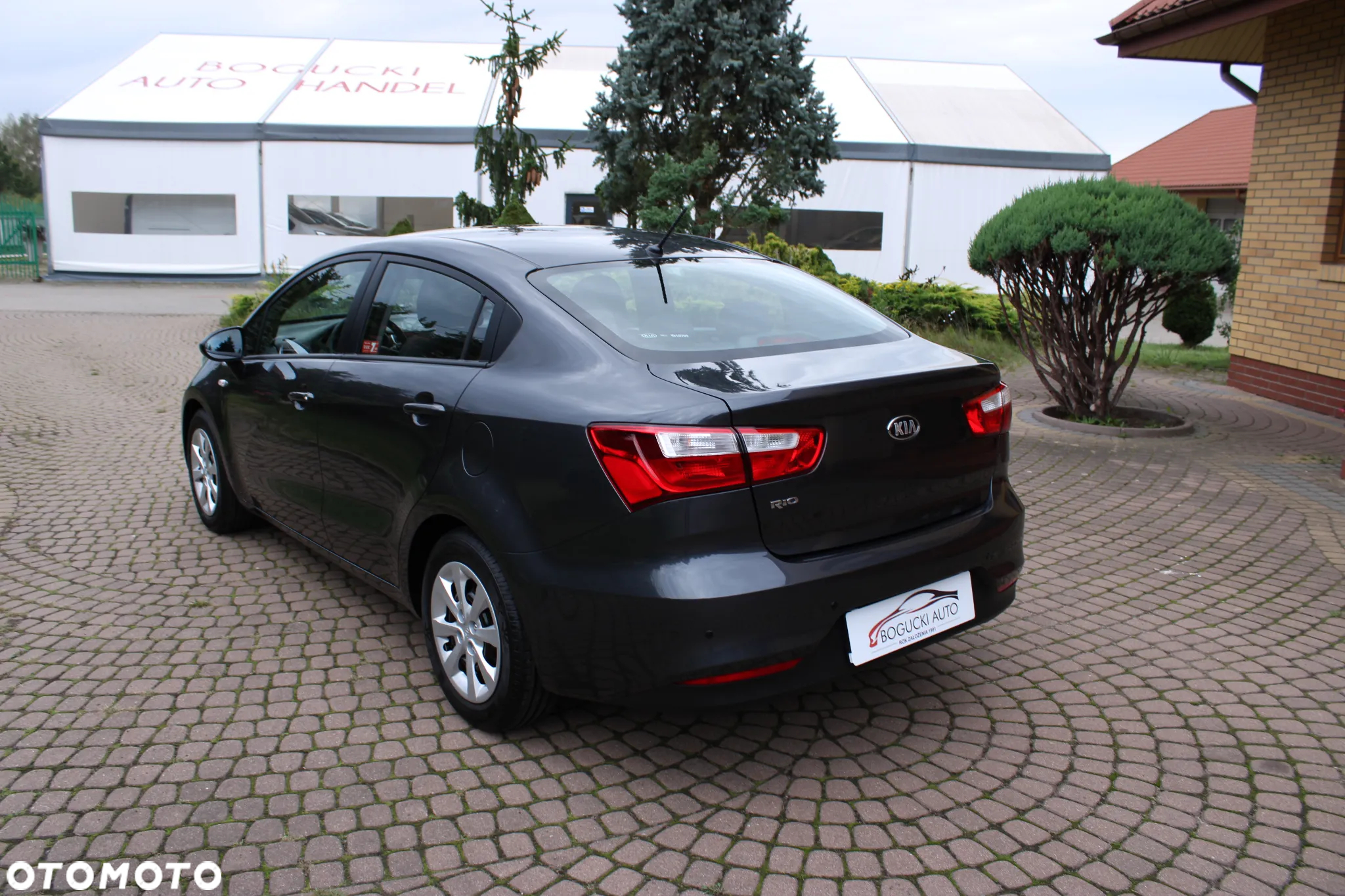 Kia Rio 1.4 M - 7