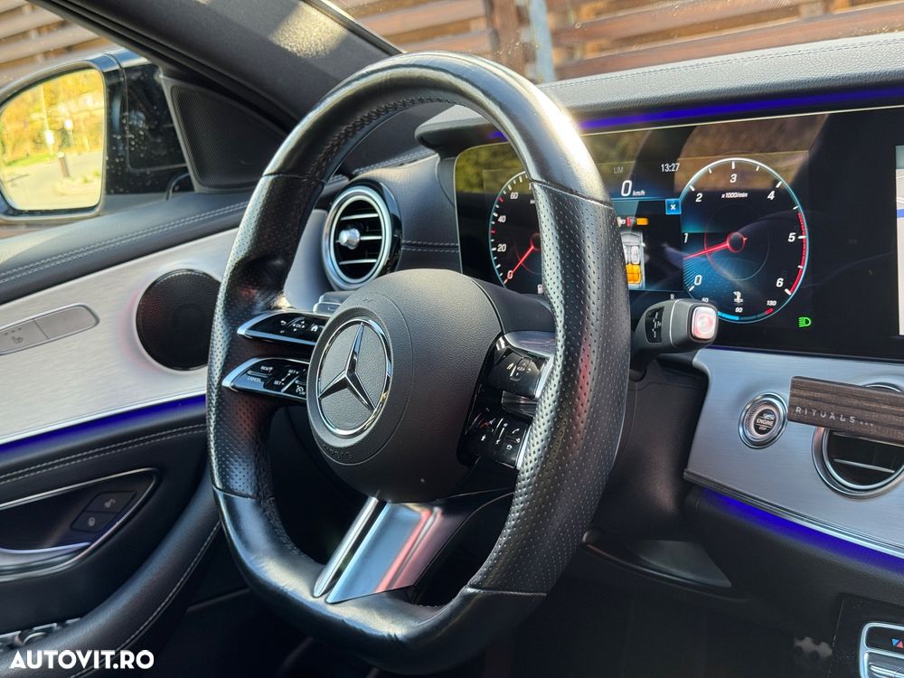 Mercedes-Benz E - 23