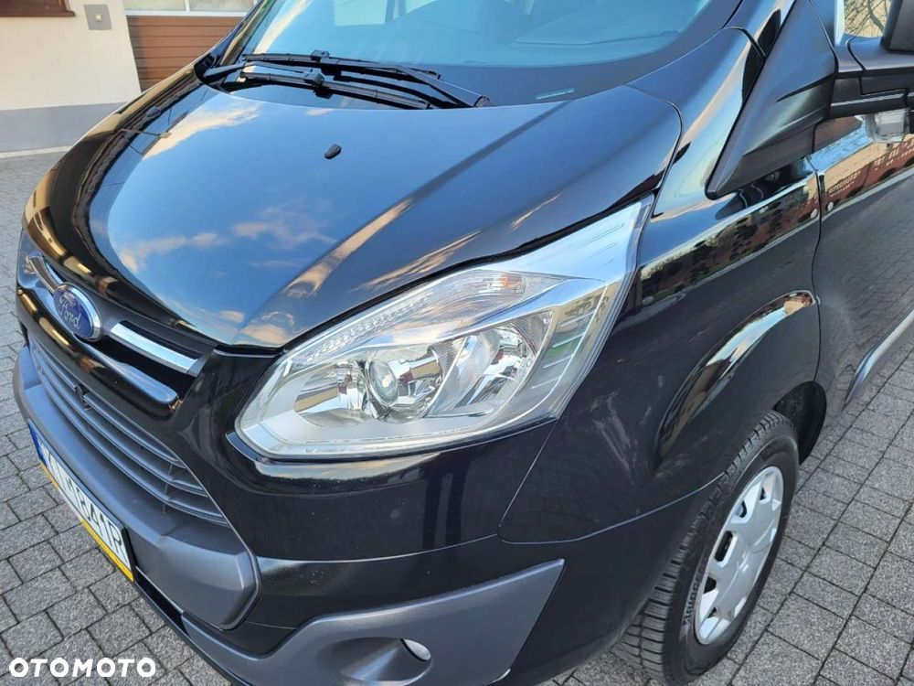 Ford Tourneo Custom - 15