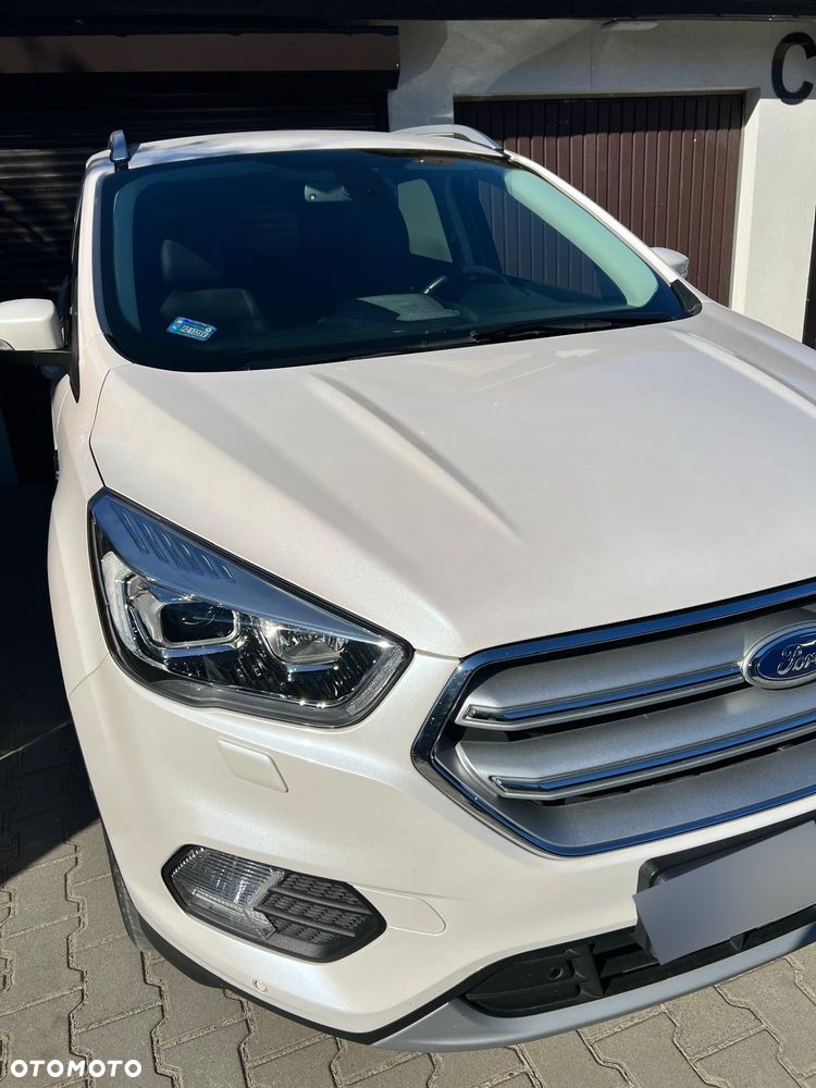 Ford Kuga - 3