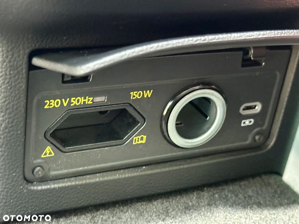 Volkswagen Passat Variant 2.0 TDI SCR DSG Business - 37