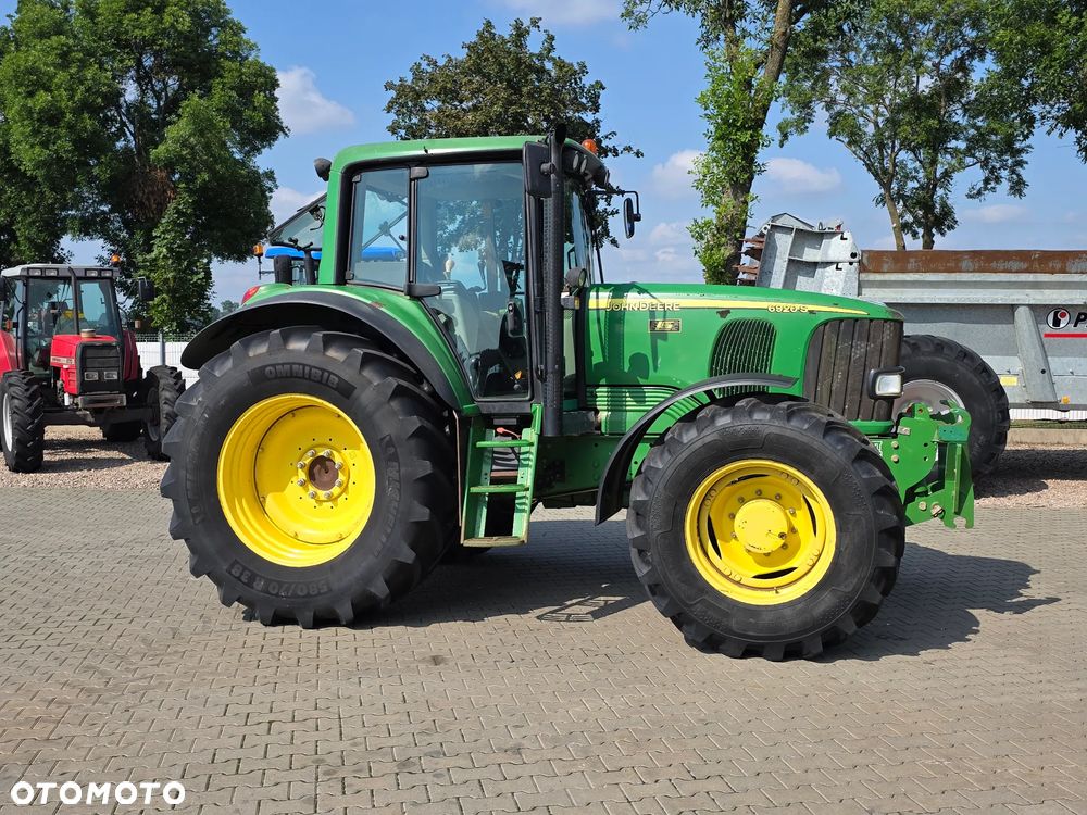 John Deere 6920S - 25
