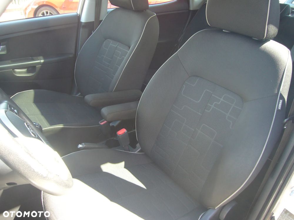 Kia Venga 1.4 XL - 12