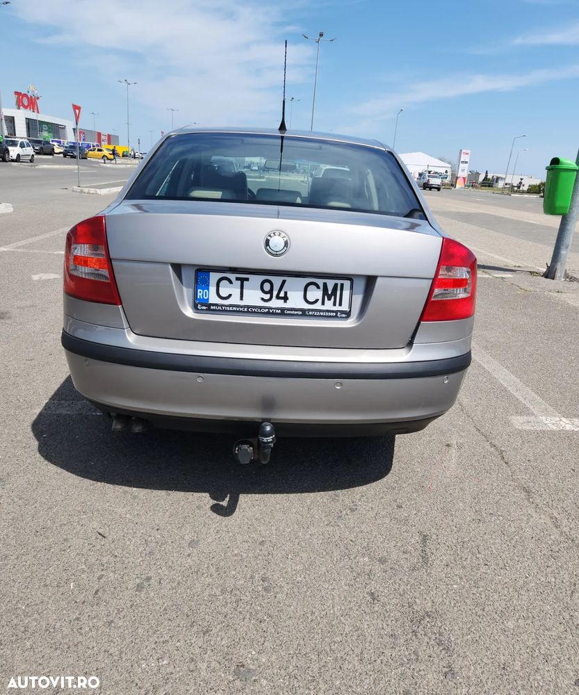 Skoda Octavia 2.0 TDI DPF DSG Ambition - 18