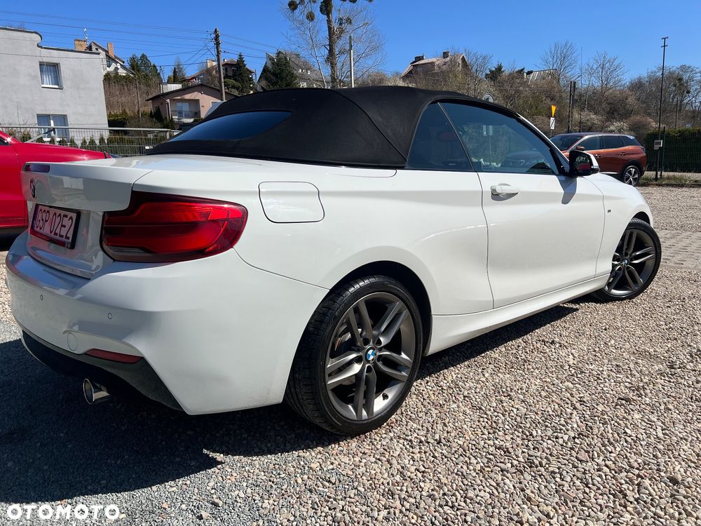 BMW Seria 2 218d - 9