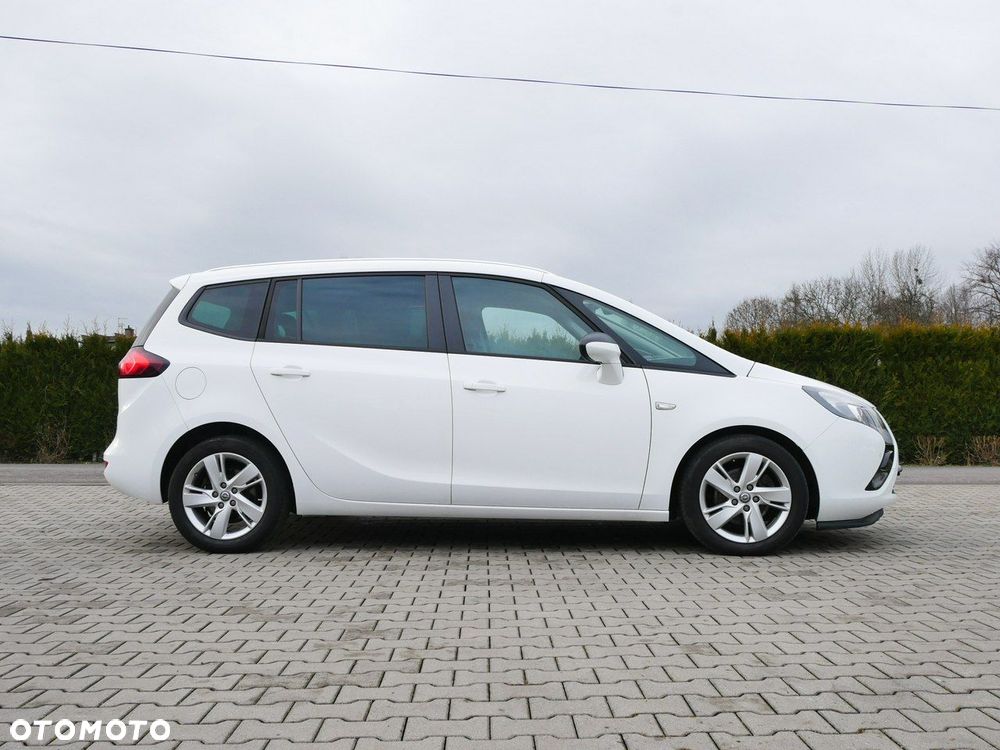 Opel Zafira - 8