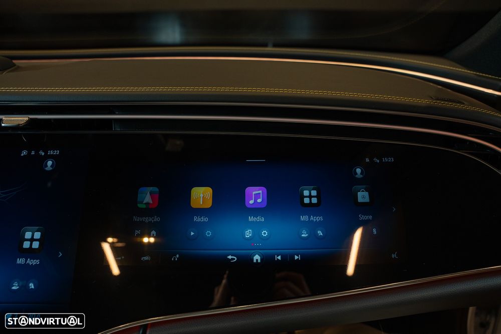 Mercedes-Benz E 53 AMG Hybrid 4Matic+ - 30