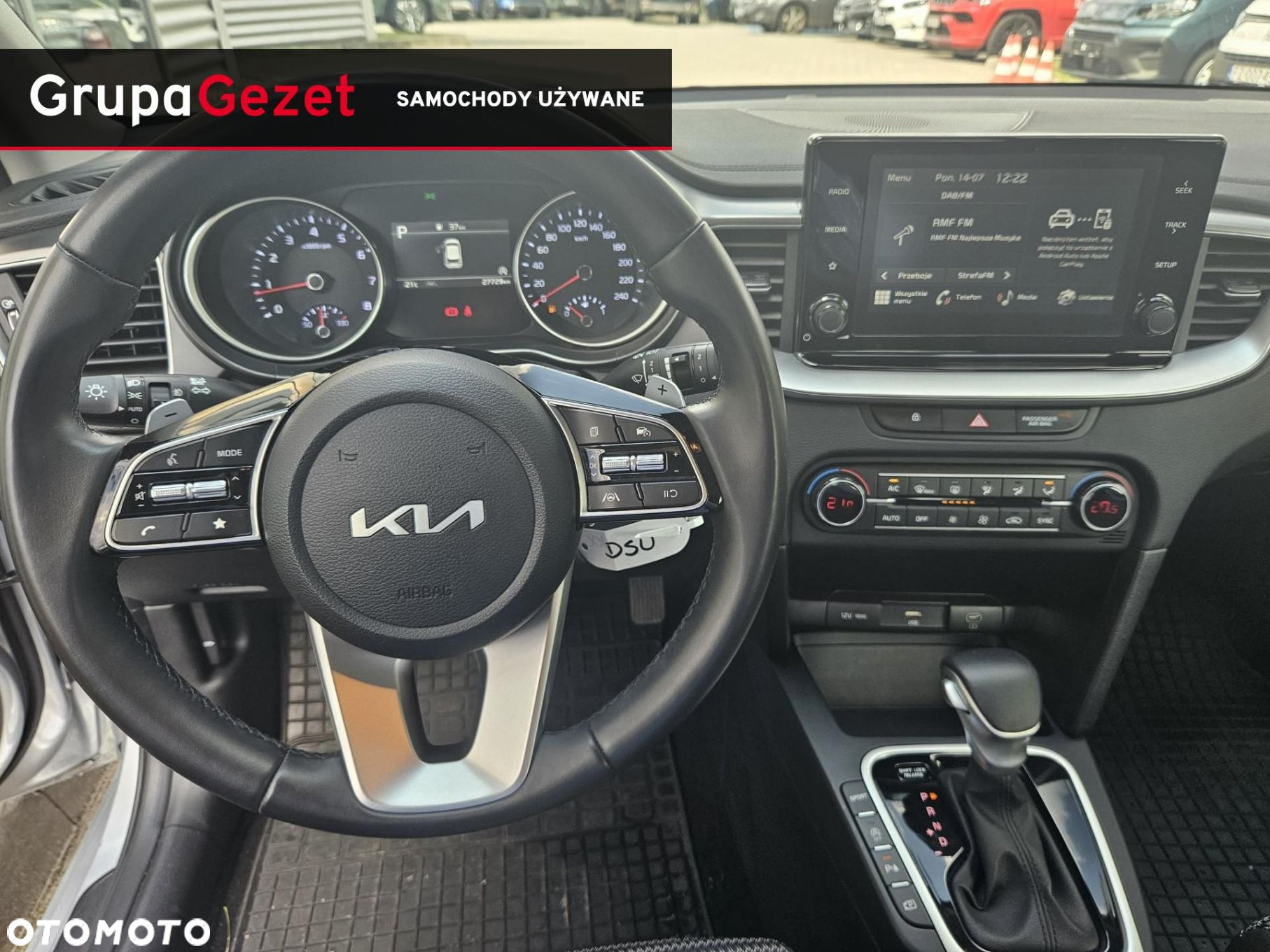 Kia Ceed - 13
