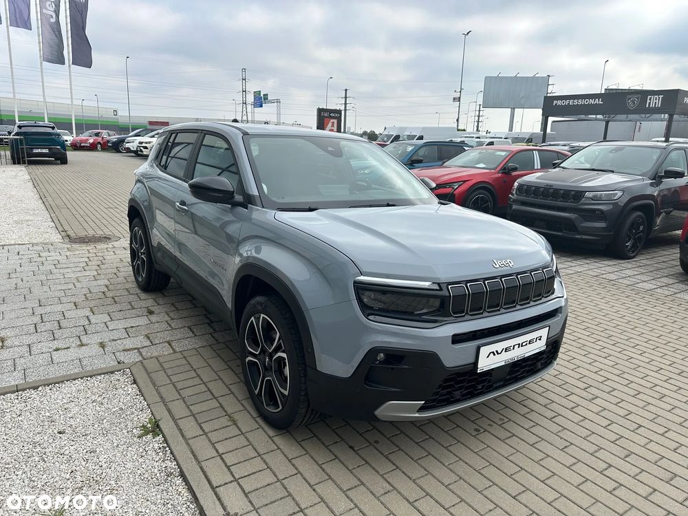 Jeep Avenger 1.2 T3 mHEV Summit FWD eDCT6 - 6