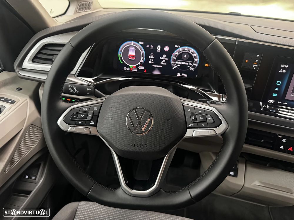 VW Multivan 1.5 TSI e-Hybrid Trend DSG - 17