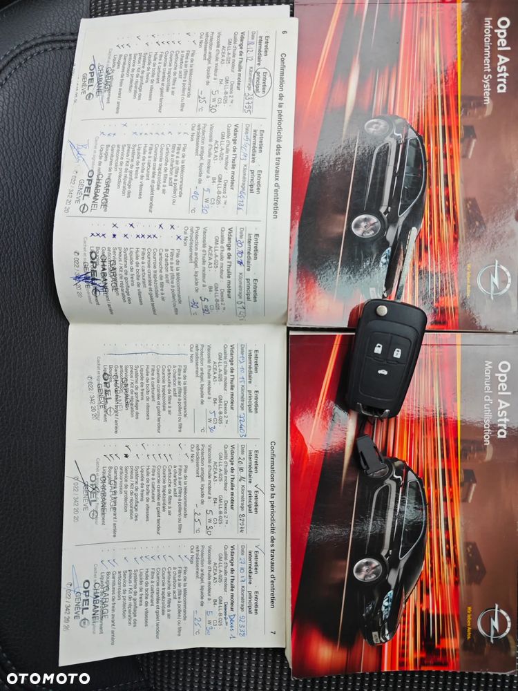 Opel Astra 1.4 Turbo Cosmo - 10