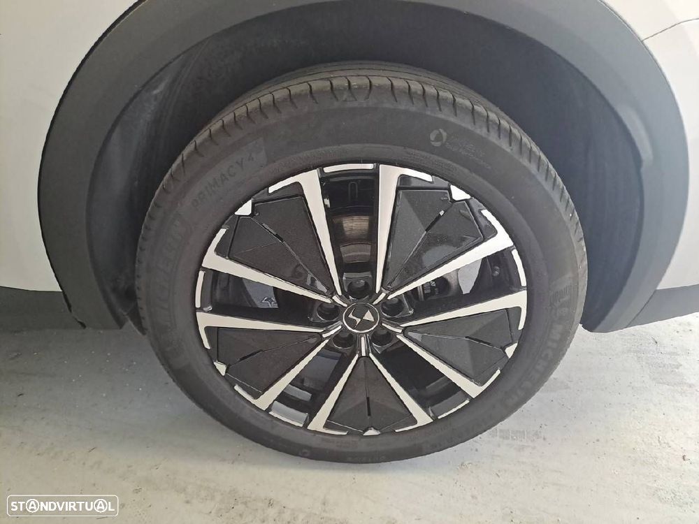 DS DS7 1.5 BlueHDi Pallas EAT8 - 11