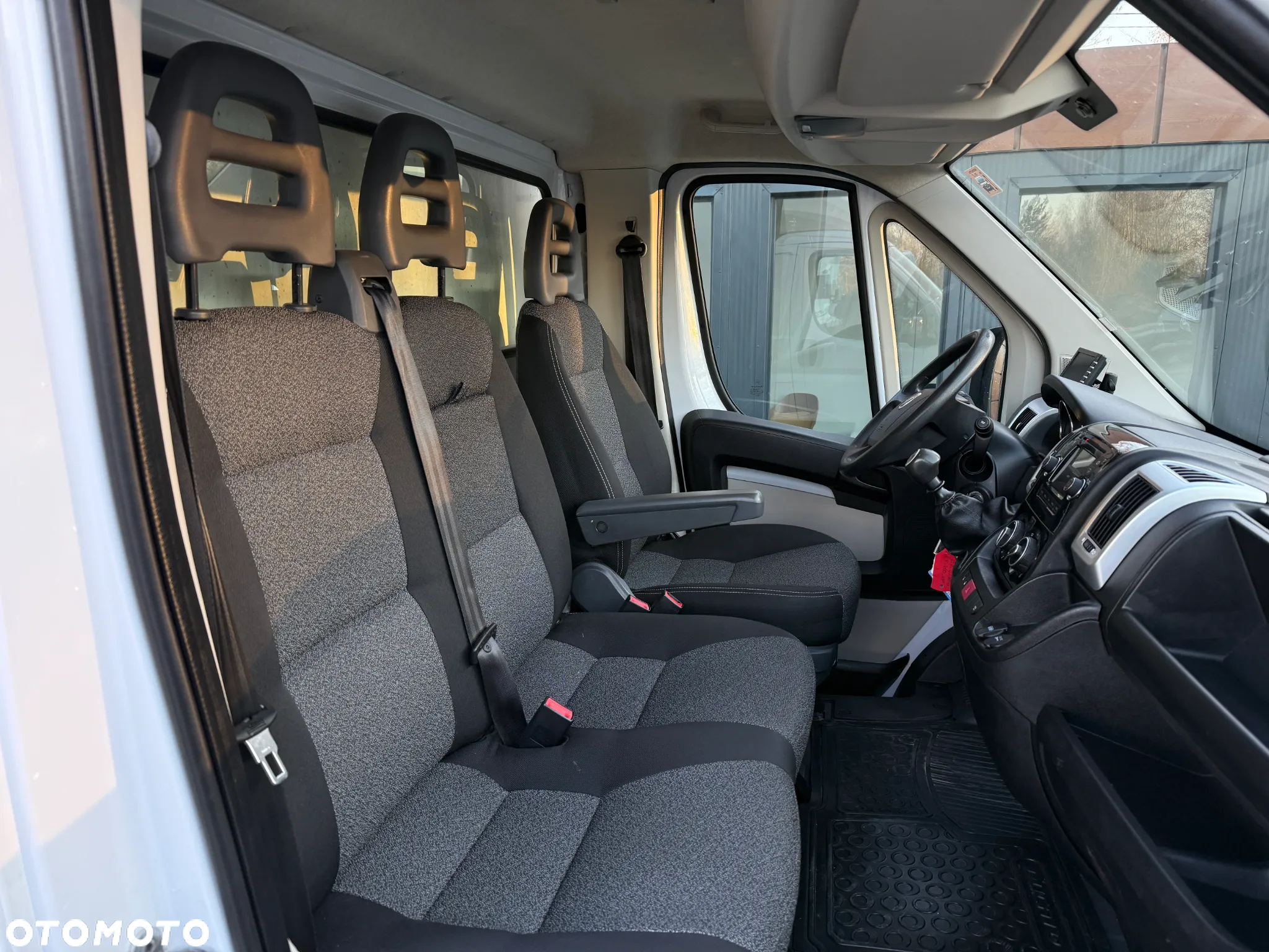 Fiat Ducato 2.3 150KM / Kontener 4,2m 8EP + Winda Dhollandia 750kg / 199.700KM / ZAREJESTROWANY W PL - 22