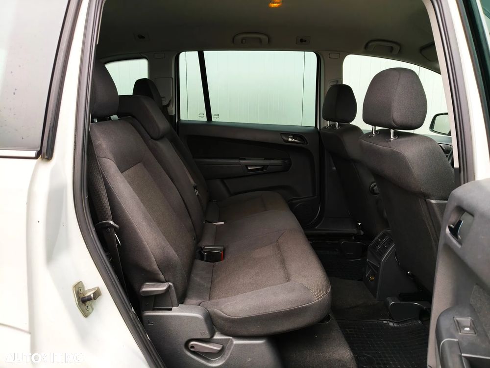Opel Zafira 1.7 CDTI ecoFLEX Family - 17