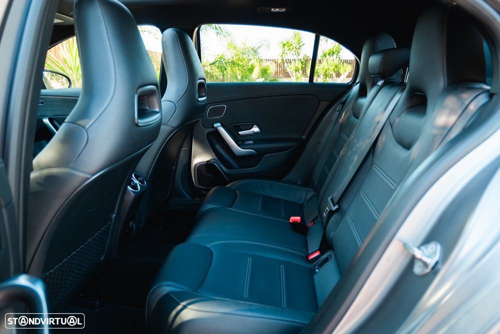 Mercedes-Benz A 250 e 8G-DCT AMG Line Advanced Plus - 28