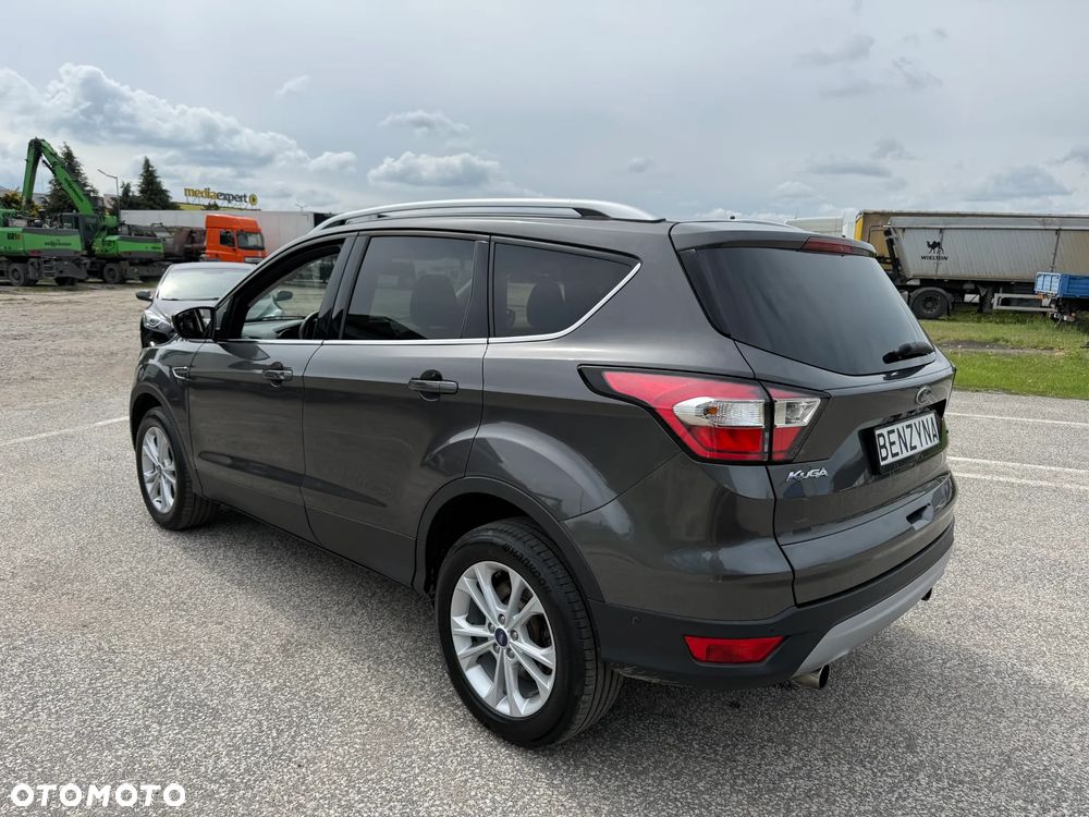 Ford Kuga 1.5 EcoBoost 2x4 Titanium - 33