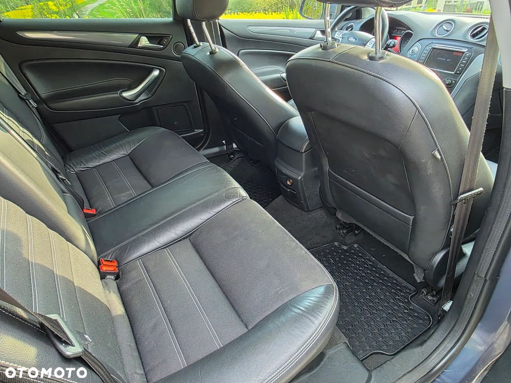 Ford Mondeo 2.0 TDCi Champions Edition - 27