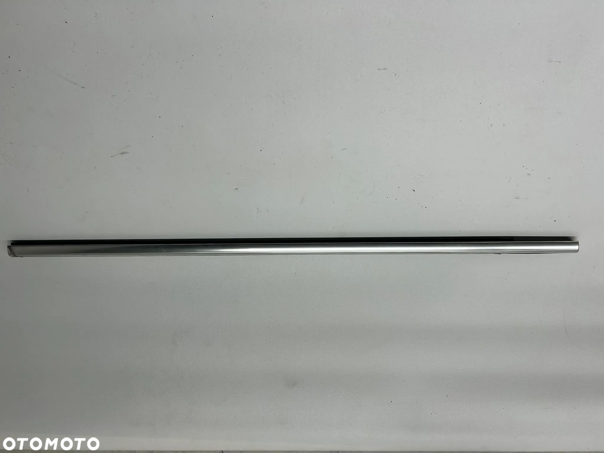 Saab 95 NG 2010-2012 listwa ozdobna chrom drzwi prawe przednie 12776420 zgarniajaca - 1
