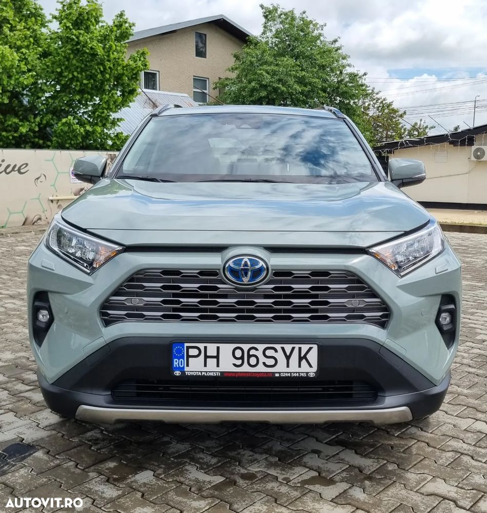 Toyota RAV4 - 5